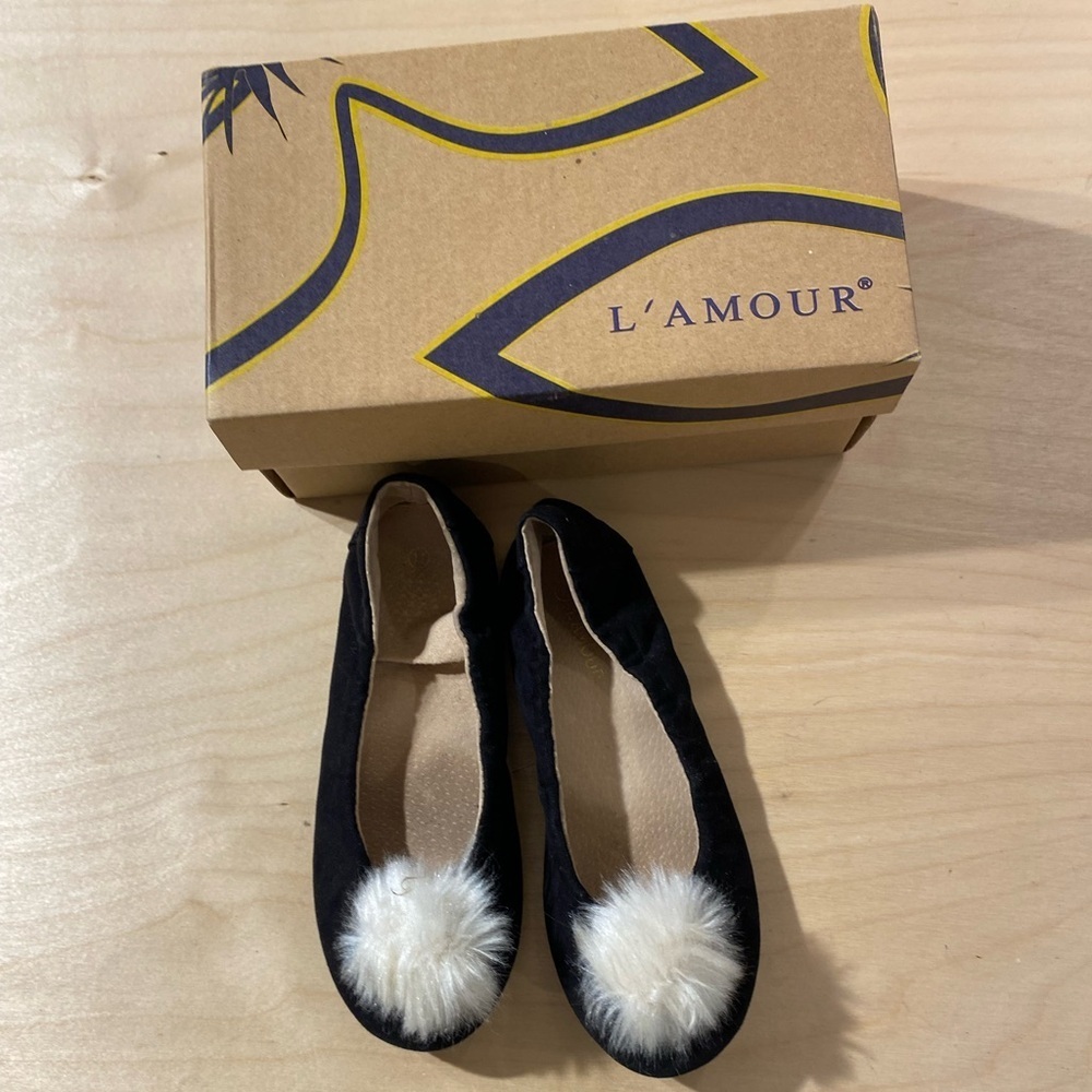 L'Amour Black Ballet Flats with White Pom Pom Size 11 (NP)